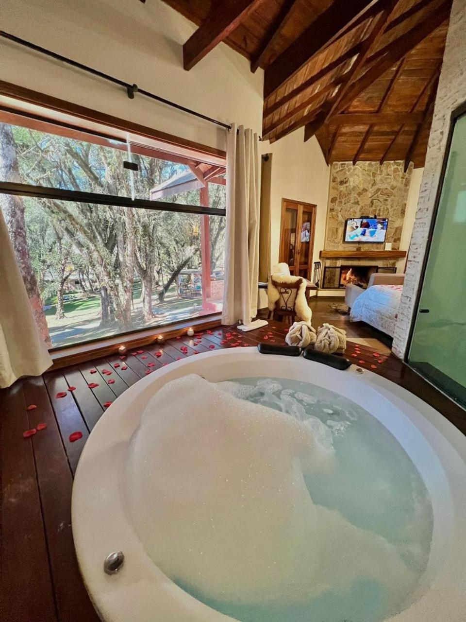 Pousada Villa D Encanto 蒙特韦尔迪 外观 照片